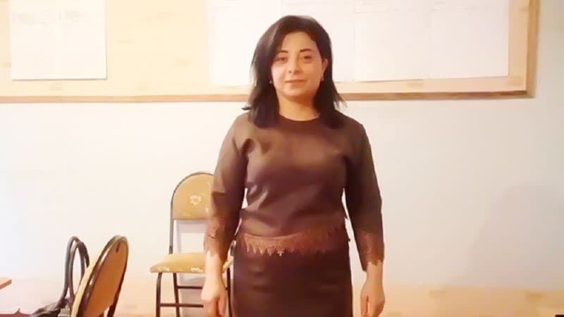 Məktəb direktorunun ölümünün təfərrüatları: "Evdə partlayış izi görünürdü"