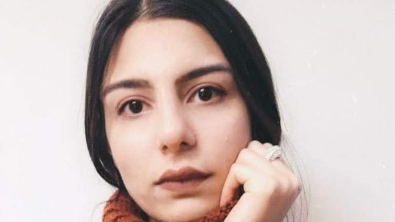 Dəniz Pənahova: “Kişilərin nə deyəcəyini düşünmədən yazın...” (MÜSAHİBƏ)
