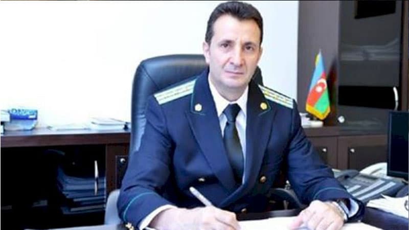 General oğlu vasitəsilə ölkədən 100 milyon pul çıxarıb…