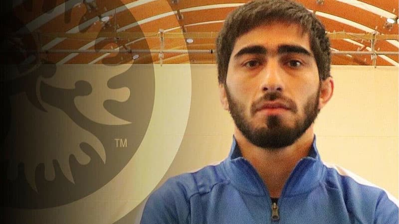 Güləşçimiz ermənini məğlub etdi