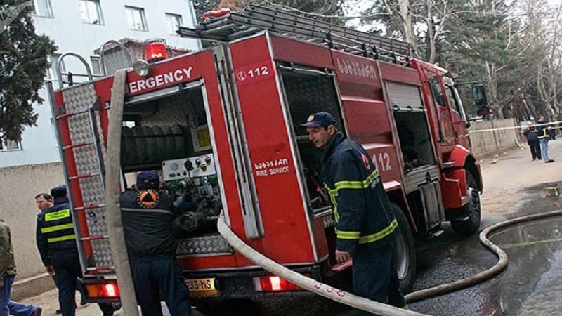 Bayram axşamı 50 yanğına çağırış oldu