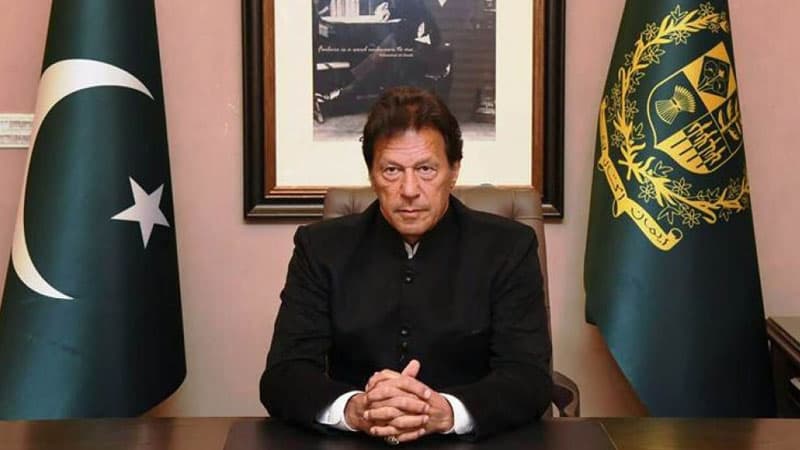 Çin peyvəndi vurduran Pakistanın Baş naziri koronavirusa yoluxdu (FOTO)