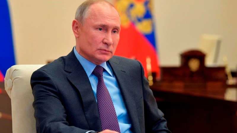 Putin peyvənd olundu