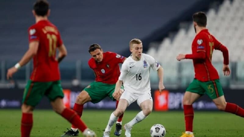 Erməni əsilli şəxs millimizin futbolçusuna qardaş deyib təbrik etdi (FOTO)