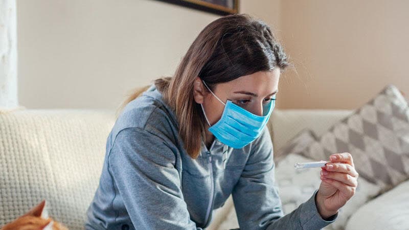 Koronavirus bədəndən tam getmir, zamanla aktivləşə bilər - Alimlər