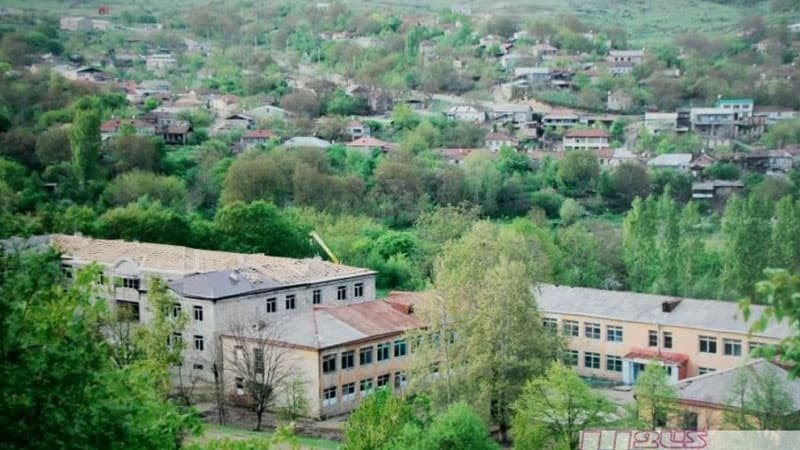 Ermənilər Qırmızı Bazarda 150 ev tikir (VİDEO)