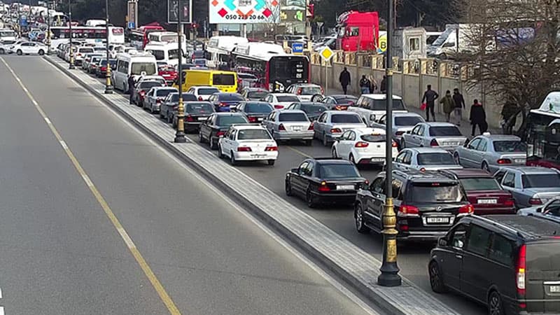 Bu küçə və prospektlərdə tıxac var  (FOTOLAR)