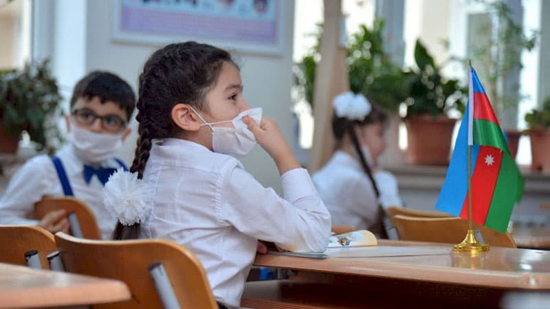 Bakıdakı daha iki məktəbdə əyani tədris bərpa olundu