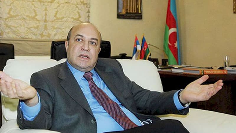 Azərbaycanın sabiq Baş prokurorunun ayaqları tutuldu