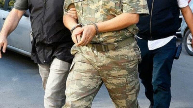 Türkiyədə 93 hərbçi həbs edildi