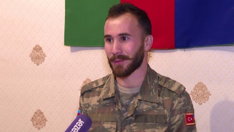 Vətən müharibəsində söylədiyi şeirlə bir anda məşhurlaşan Murad (VİDEO)