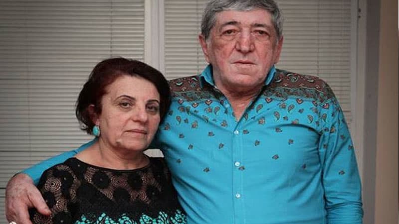 Həyat yoldaşı Rəmişi son mənzilə yola salır (VİDEO)