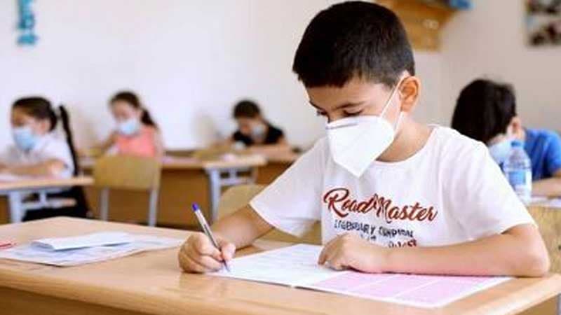 Daha iki məktəb koronavirusa görə onlayn təhsilə keçdi
