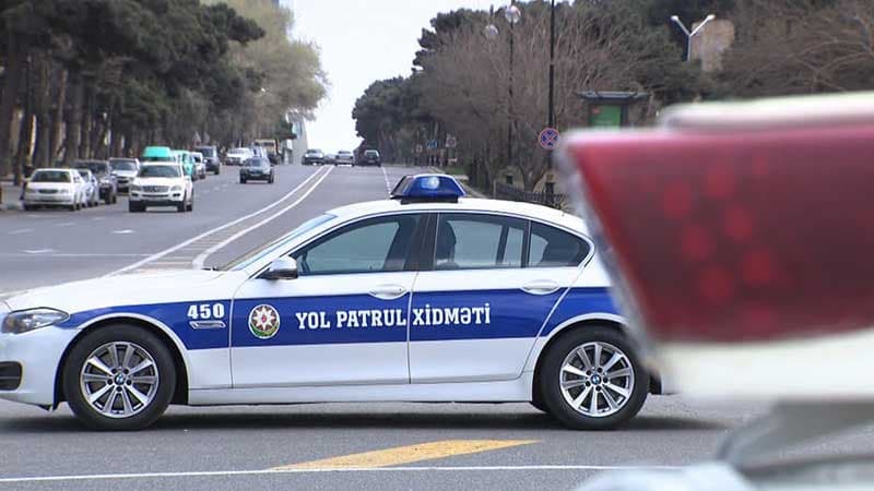 Yol polisi uşağı xidməti maşınla vuraraq öldürdü