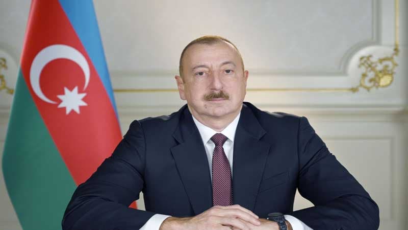 Prezident bu şəxsləri təltif etdi (SİYAHI)
