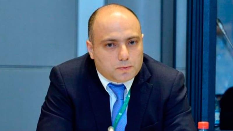 Mədəniyyət naziri və müavinləri xalq artistinin dəfninə qatılmadı (FOTO)