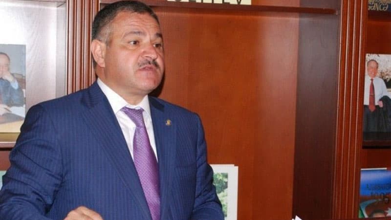 İcra başçısı özünə köməkçi təyin etdi