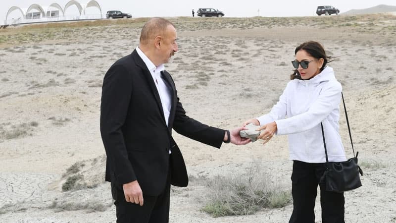 Prezident və xanımı yeni Turizm Kompleksinin təməlqoyma mərasimində (FOTO/YENİLƏNİB)