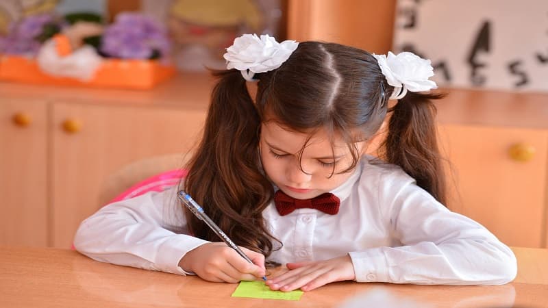 Təhsil Nazirliyinin rəsmisindən valideynlərə çağırış