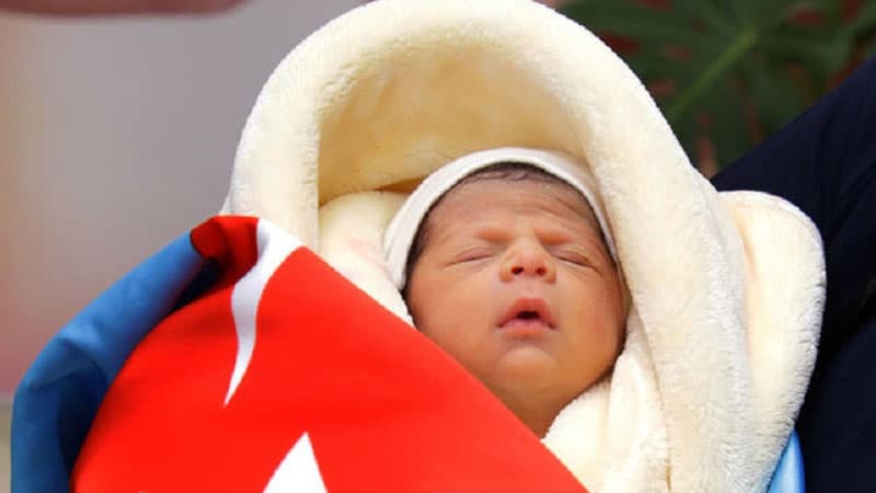 Daha bir şəhidimizin övladı dünyaya gəldi (FOTO)