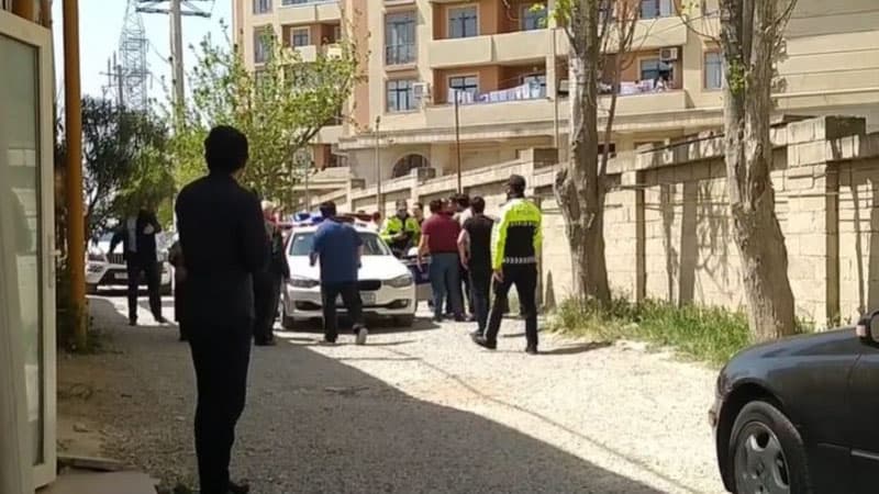 Bakıda polislə vətəndaşlar arasında insident (RƏSMİ)