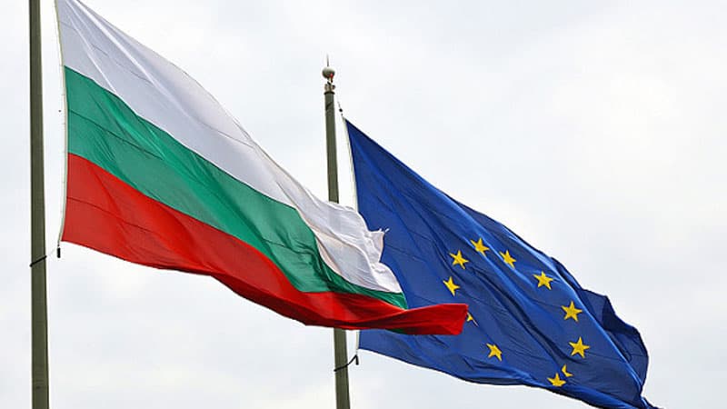 Bolqarıstan da rus diplomatları ölkədən deportasiya etmək qərarı verdi