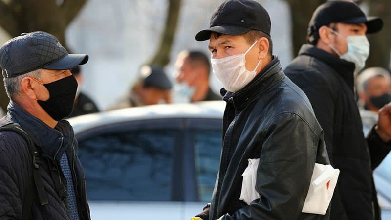 Rusiyadakı azərbaycanlı miqrantlar 10 illik vahid sənədlə təmin ediləcək