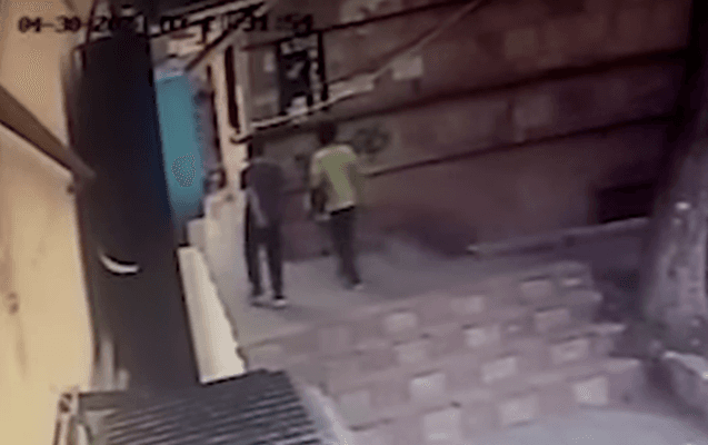 Bakıda 14 yaşlı yeniyetmənin başına daş plitəsi düşdü – ANBAAN VİDEO