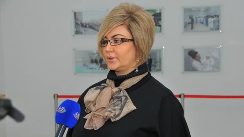 Xalidə Bayramova vəzifəsindən niyə azad olunmur?