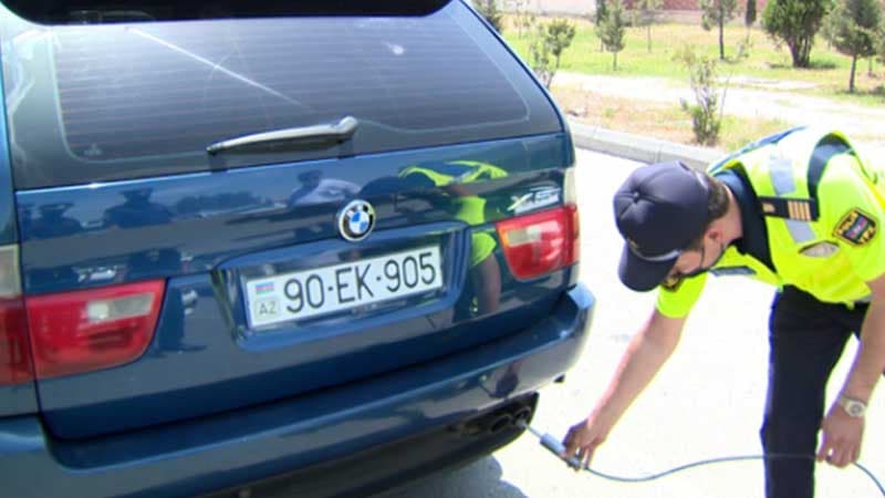 Yol polisi maşınları yoxlamaq üçün yeni cihaz aldı (VİDEO)