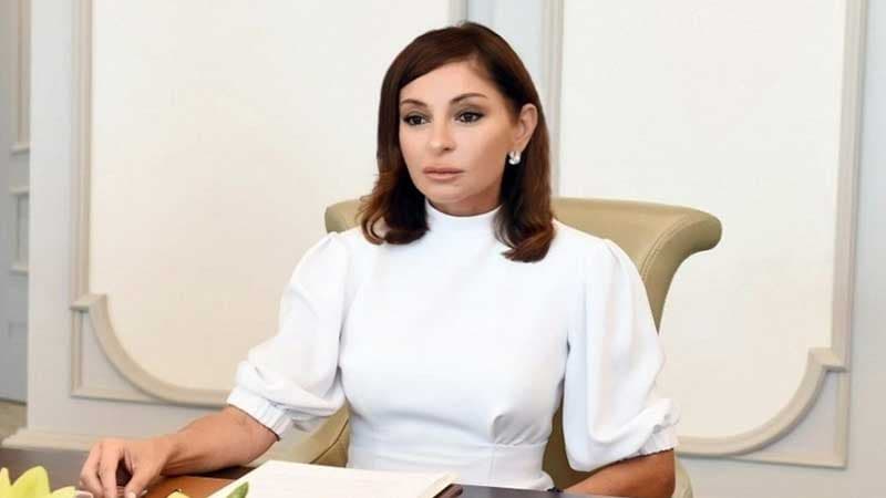 Mehriban Əliyeva xalq rəssamı Tahir Salahovla bağlı paylaşım edib