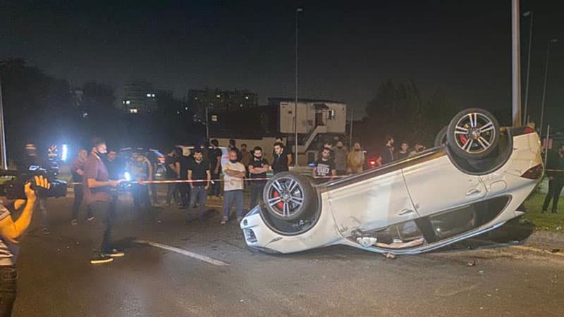 Bakıda aşan “Porsche”ni görün kim sürüb (VİDEO/FOTO)