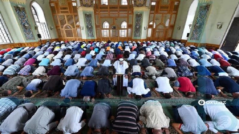 Məscidlərdə Cümə namazları necə qılınacaq? (AÇIQLAMA)