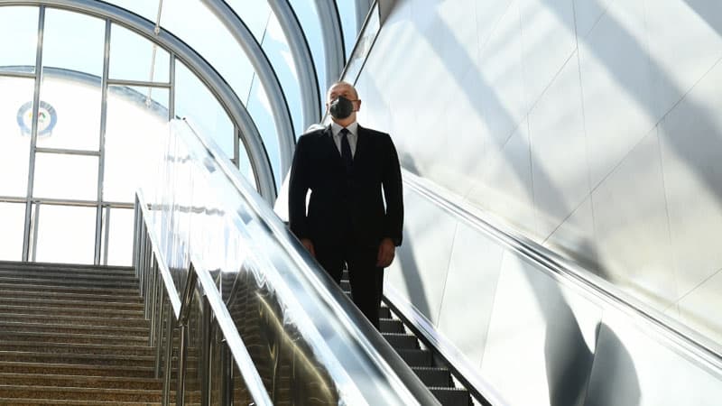 Metronun “8 Noyabr” stansiyası istifadəyə verildi (YENİLƏNİB/FOTO)