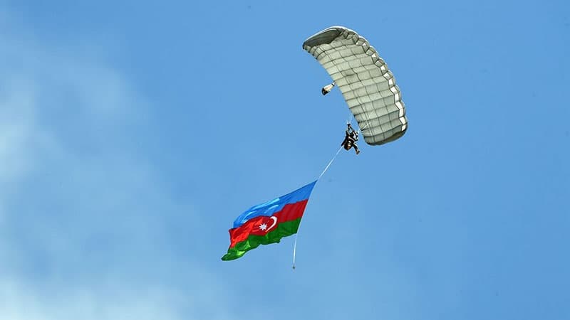 Türkiyə səmasında Azərbaycan bayrağı dalğalandırıldı (FOTOLAR)