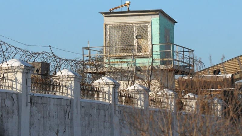 Penitensiar xidmətin əsgəri özünü güllələyərək intihar etdi