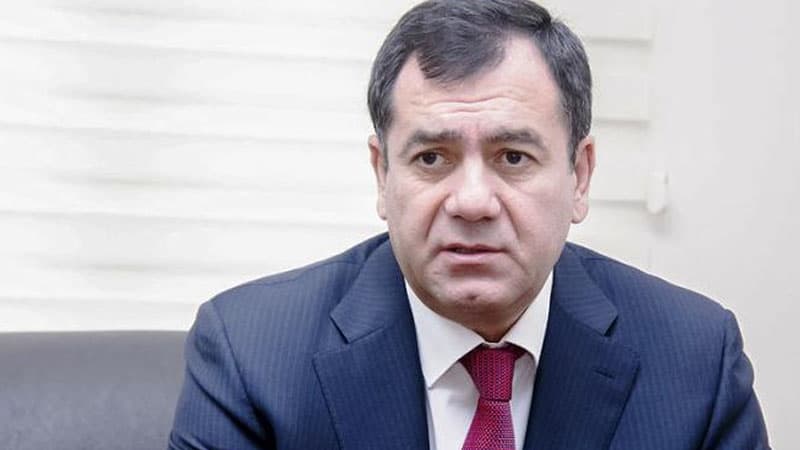 Deputatdan həmkarına tənqid