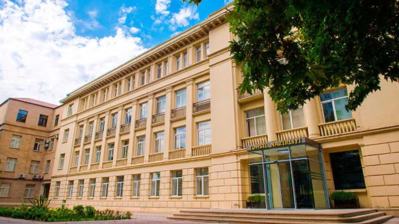 Nazirlik araşdırma apardı, təhsil şöbəsinin müdiri işdən çıxarıldı