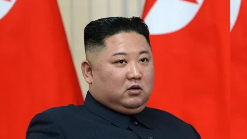 Kim Çen In 28 gündən sonra ictimaiyyət arasına çıxdı (FOTO)