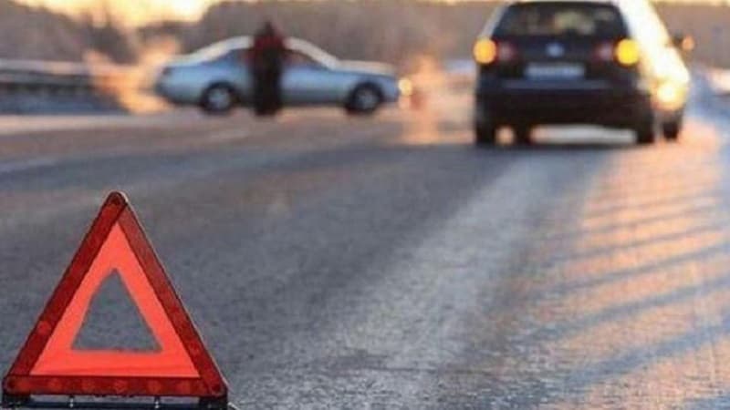 Bakıda sürətlə gələn "Porsche" ağır qəza törətdi  - 1 nəfər öldü