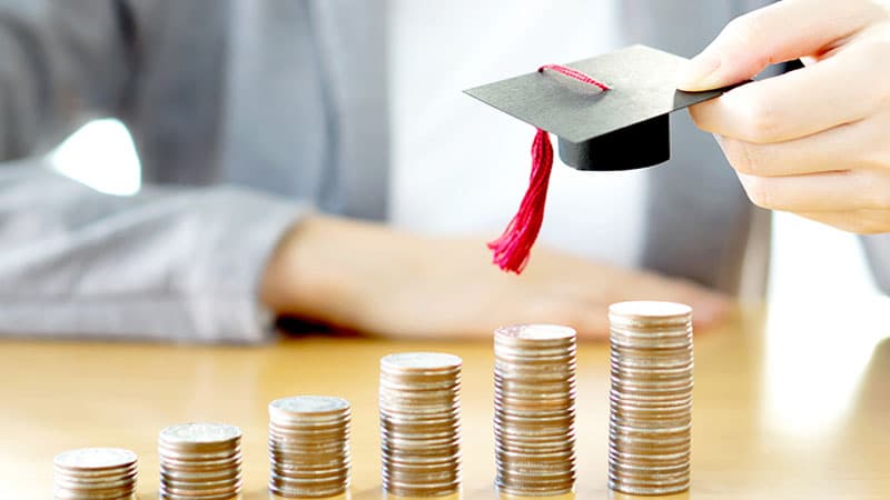 Prezidentin yeni fərmanı: Təhsil kreditini kimlər ala biləcək? - Detallı şərh