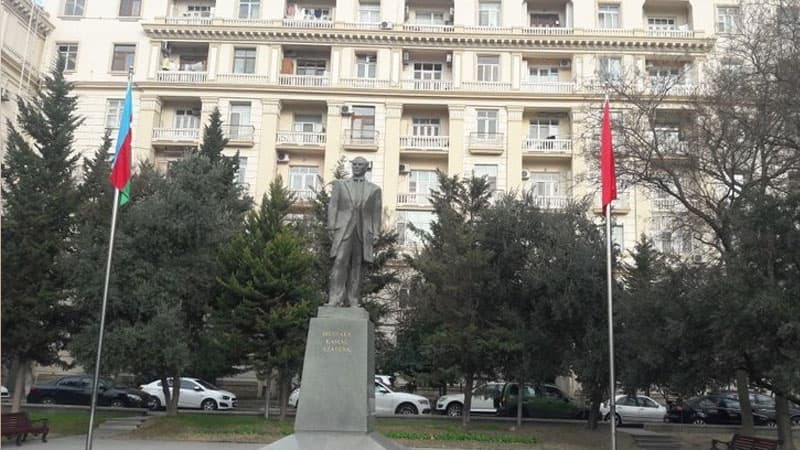 Türkiyə səfirliyindən bayram təbriki (FOTO)