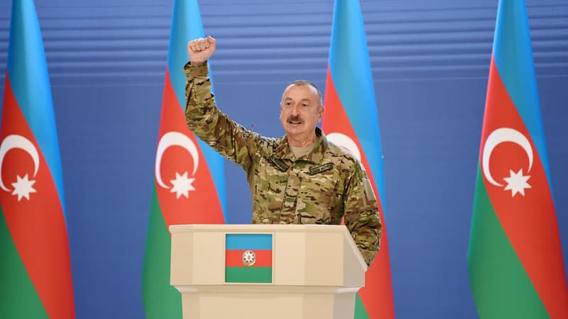 Ali Baş Komandan Ordunun rəhbər və şəxsi heyətinin bir qrupu ilə görüşdü (YENİLƏNİB/FOTO)