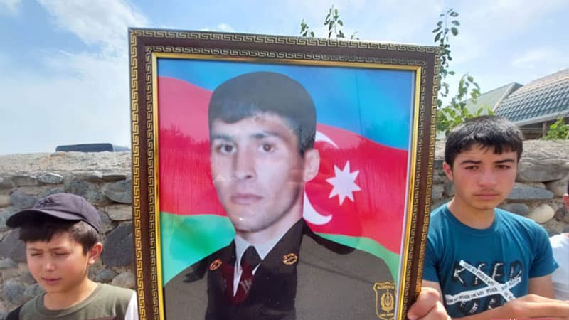 Şəhid Elməddin Həsrətov dəfn edildi (YENİLƏNİB/FOTO)