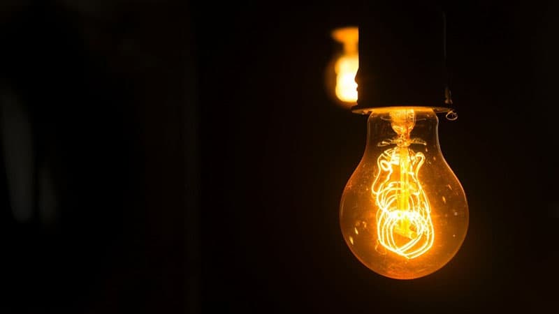 Azərbaycanda elektrik enerjisi üzrə gecə və gündüz tarifləri müəyyən edildi