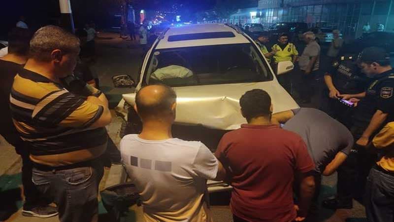 Bakıda “Land Cruiser”in sürücüsü beş maşını vuraraq hadisə yerindən qaçdı (FOTO)