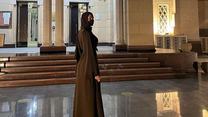 Anastasiya Reşetova ilk dəfə İslamı qəbul etməyinin səbəbini açıqladı