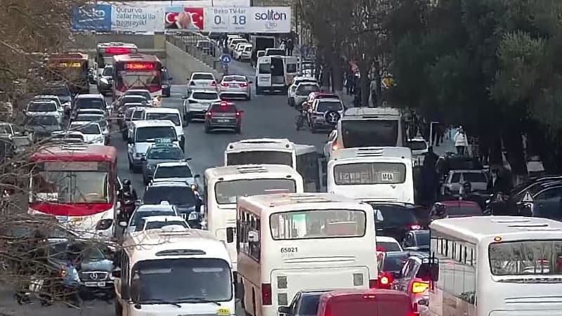 Bu yollarda sıxlıq var (SİYAHI)