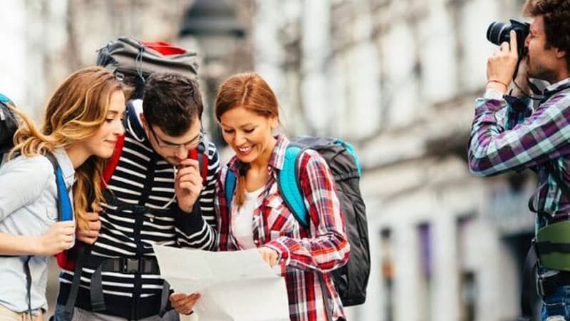 Turistlərin üzünə qapısı tam açıq olan ölkələrin adları açıqlandı (SİYAHI)