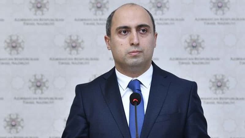 Emin Əmrullayev vəzifəli şəxsi işdən çıxardı (FOTO)